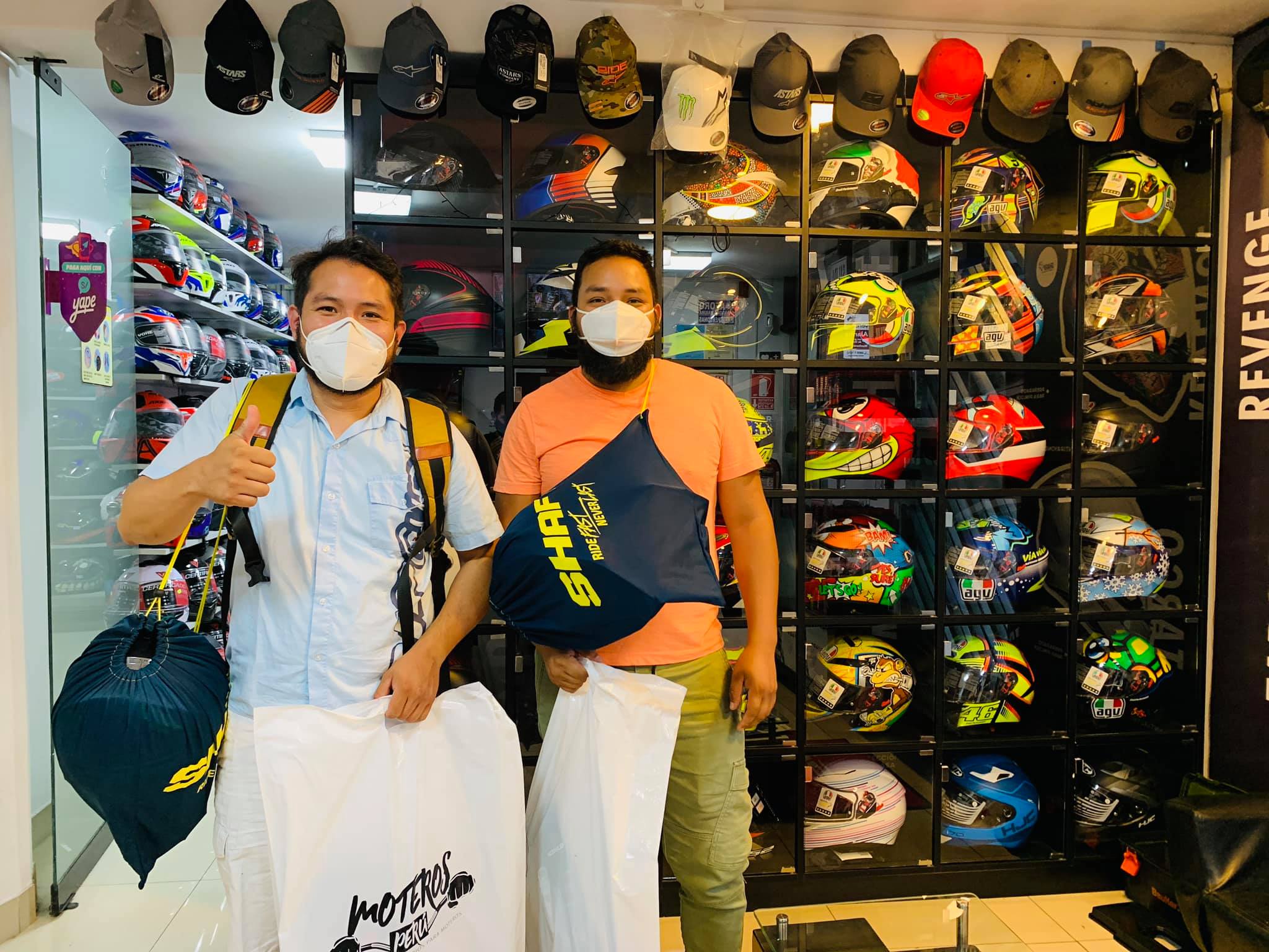 Tienda de cascos: clientes satisfechos Moteros Perú | Moterosperu.com
